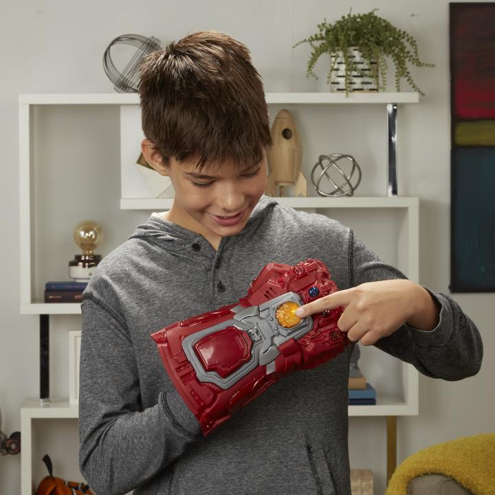Immagine prodotto Hasbro Gioco di ruolo Endgame Infinity Glove