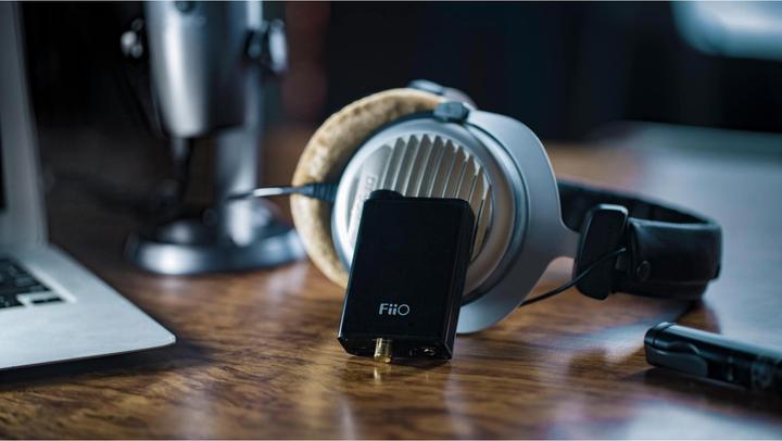 Actual product image FiiO E10K-TC (gain switch, Bass Boost, USB-DAC)