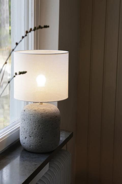 Image du produit Markslöjd Tischleuchte Montagna E14 max. 40W, Schalter am Kabel (800 lm, E14)