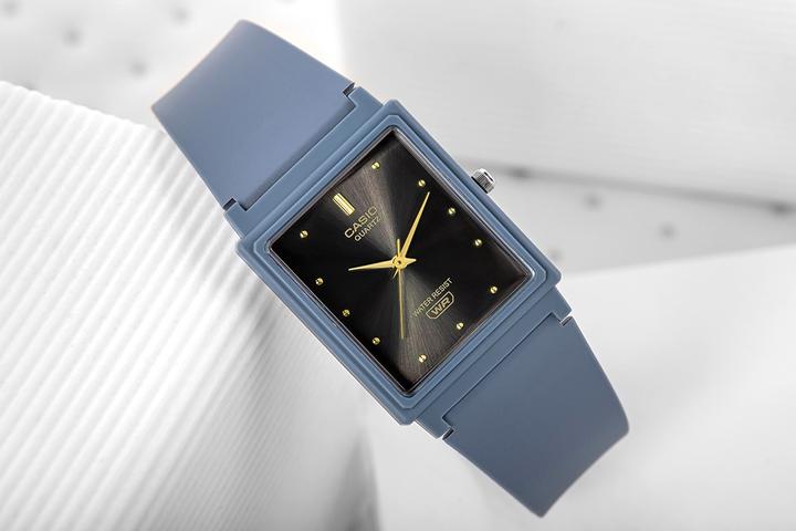 Produktbild Casio Collection - MQ-38UC-2A2ER (Sportuhr, 27 mm)