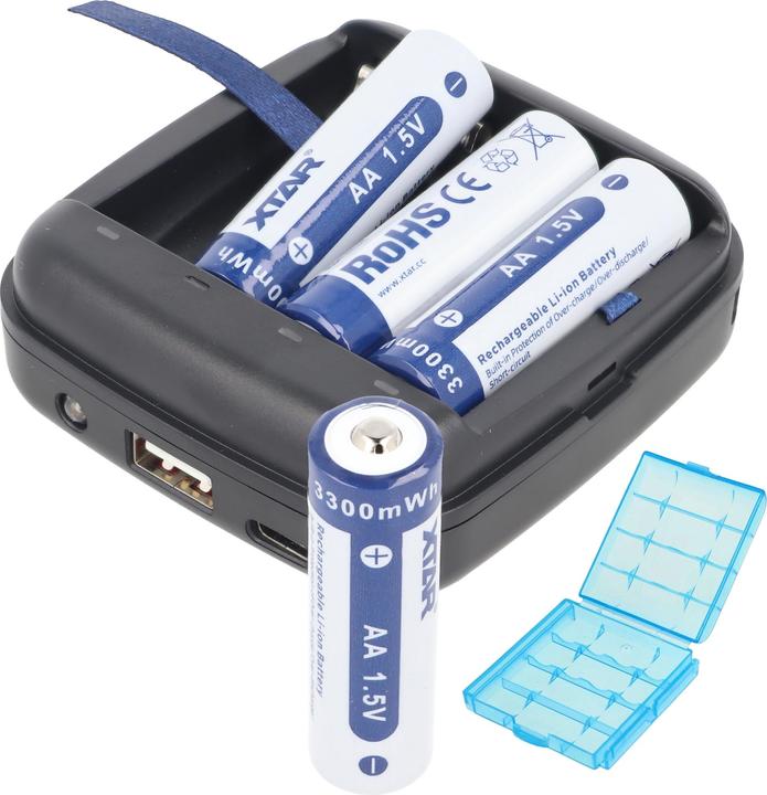 Xtar BC4 (4 pcs., AA, 2000 mAh, Battery + charger)