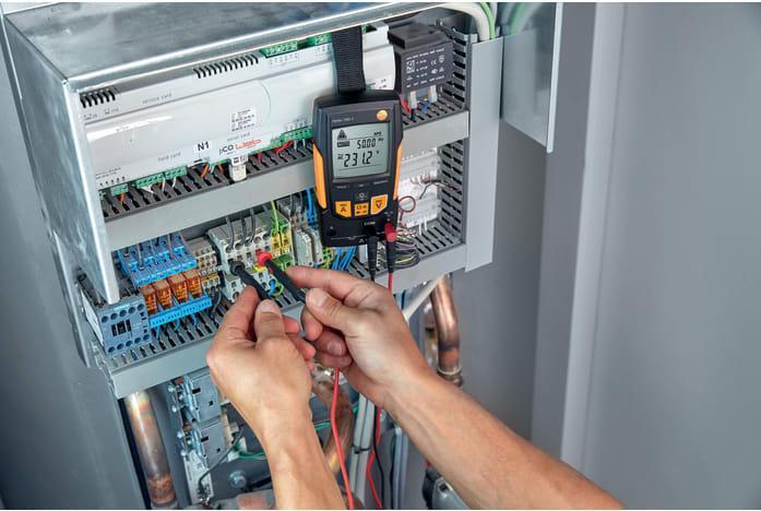 Produktbild Testo Hand-Multimeter digital 760-1 (CAT IV 300V, CAT III 600V)