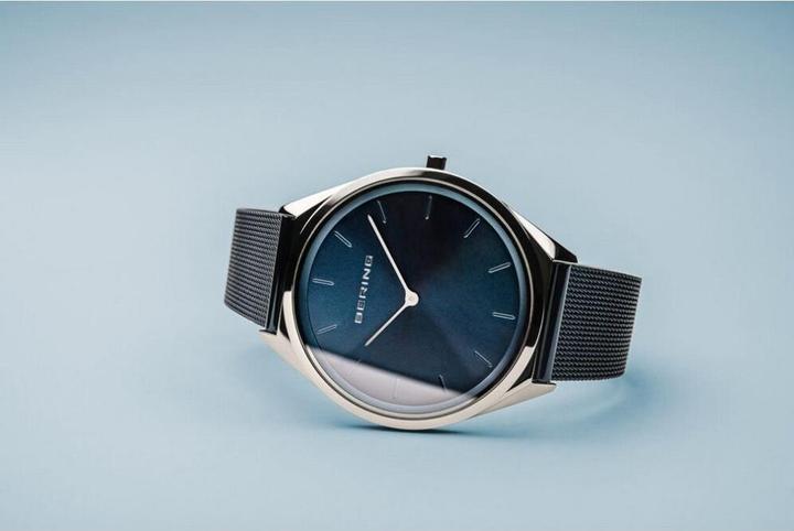 Produktbild Bering Ultra Slim (Analoguhr, 39 mm)