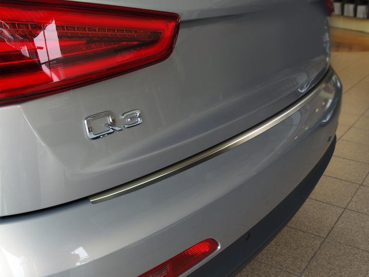 Image du produit Avisa Protection du seuil de chargement en acier inoxydable pour l'Audi Q3 de 2011 à 2018 (Arrière)