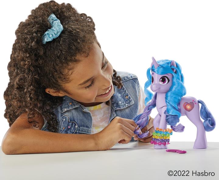 Actual product image My Little Pony Discover your pony sparkle Sparkle Fun Izzy Moonbow, 20 cm high pony for children, with
