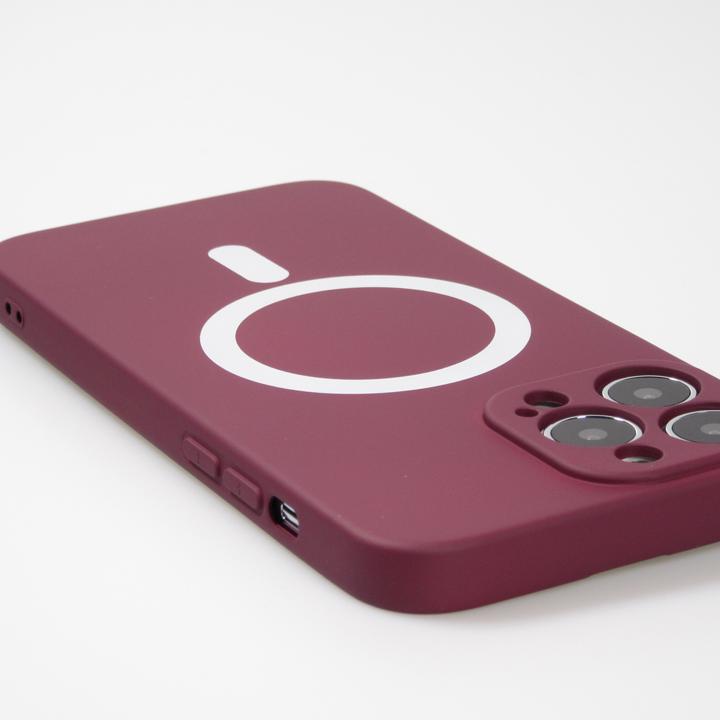 Produktbild PhoneLook Hülle Soft-Shell silikon cover mit MagSafe und Kameraschutz Bordeaux (Apple iPhone 13 Pro)