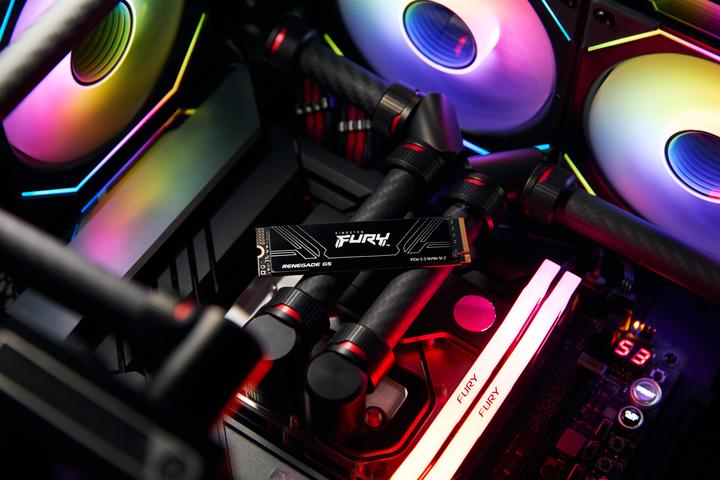 Actual product image Kingston FURY Renegade G5 (2048 GB, M.2 2280)