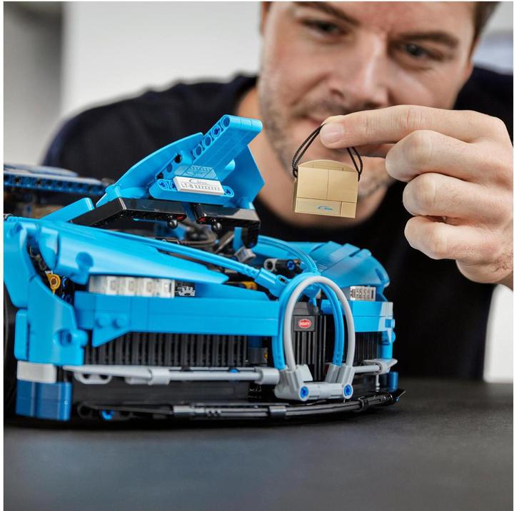 Image du produit LEGO Bugatti Chiron (42083, LEGO Technic, LEGO difficiles à trouver)