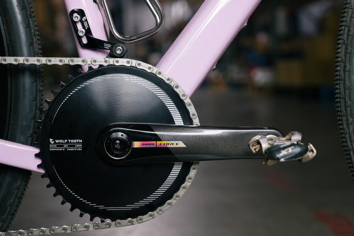 Actual product image Wolf Tooth SRAM 8-bolt Direct Mount Aero-Chainring, Standard 45mm/Offset 6mm, 48 Z., Drop-Stop B (48)