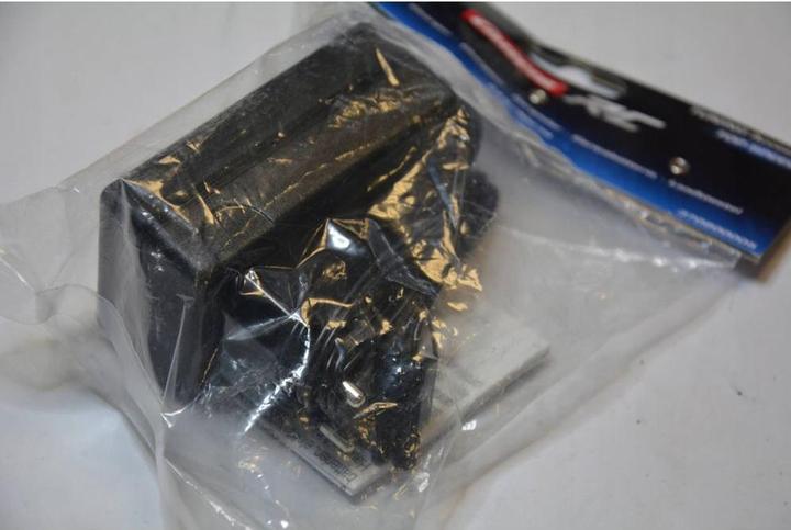 Produktbild Carrera R/C Ladegerät 8.4V 800 mA