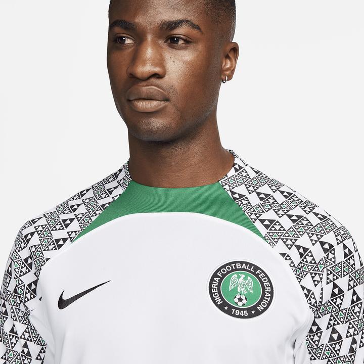 Actual product image Nike DN0695-100 (L)