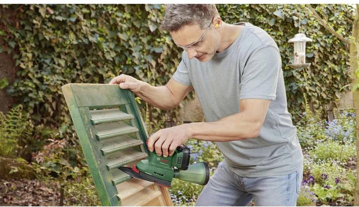 Productafbeelding Bosch Home & Garden UniversalSander 18V-10 Accu multischuurmachine - Incl. rechthoekige schuurvoet en 2 schuurbladen - Z (Delta schuurmachines)
