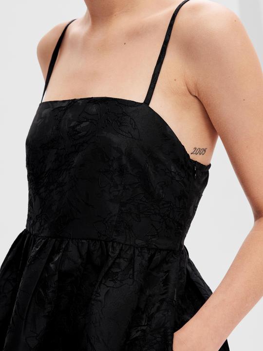 Actual product image Selected Femme Sleeveless midi dress (42)
