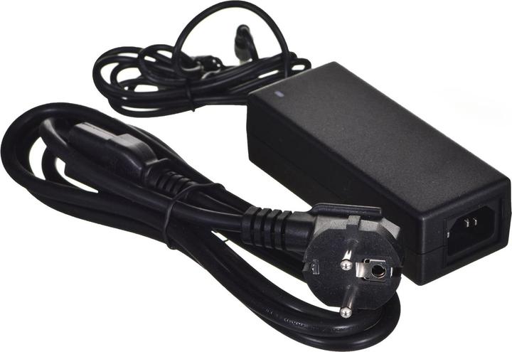 Actual product image D-Link Des-1005p (5 Ports)