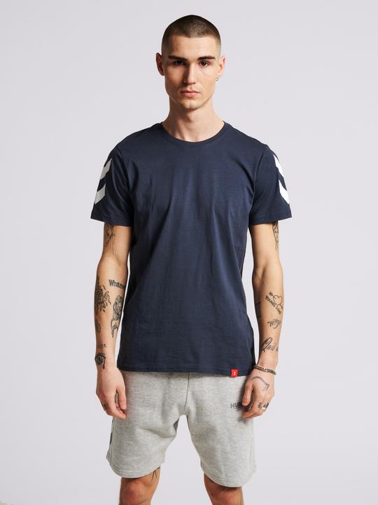 Immagine prodotto hummel Maglietta Legacy Chevron (XXS)