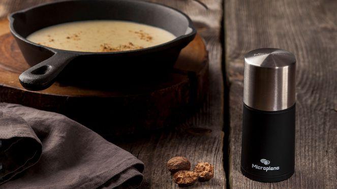 Actual product image Microplane Nutmeg Mill (Nutmeg)
