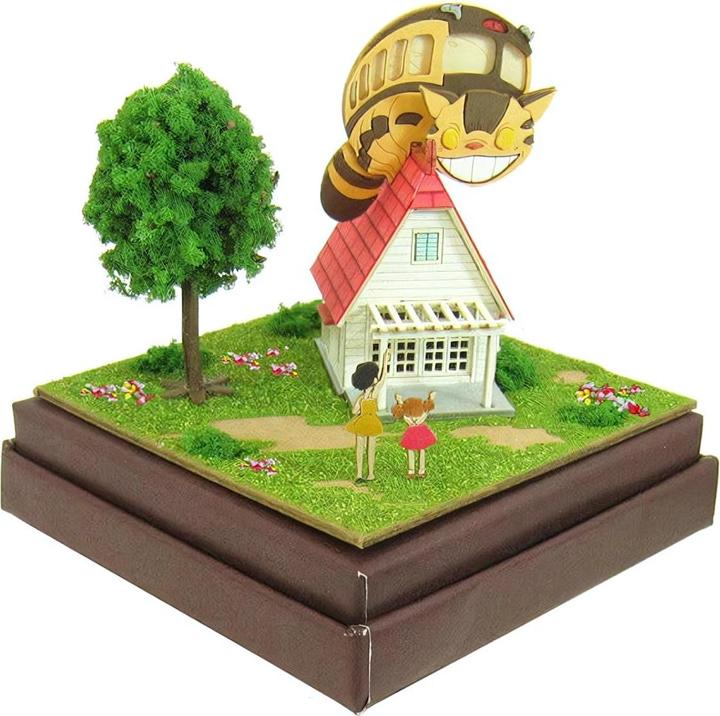 Produktbild Sankei Mein Nachbar Totoro - Das Haus und der Katzenbus - Paper Art Box
