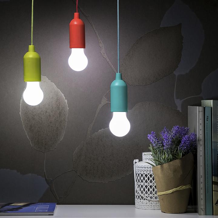 Actual product image InnovaGoods Portable LED light bulb with cord Bulby