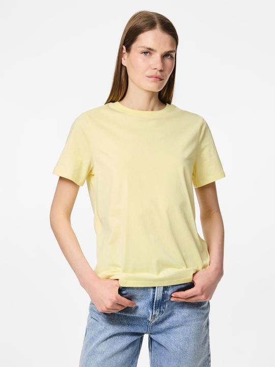 Actual product image Pieces Pcria Ss Solid Tee Jrs Noos Bc (XS)