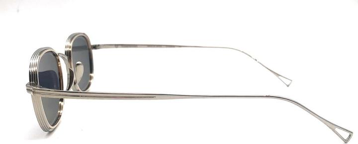 Actual product image KameManNen KMN 1221