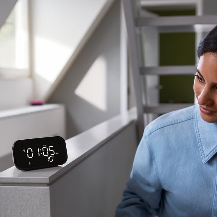 Actual product image Lenovo Smart Clock Essential