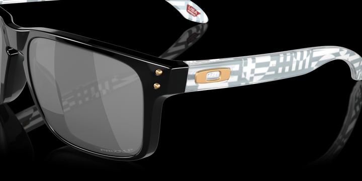 Actual product image Oakley Holbrook