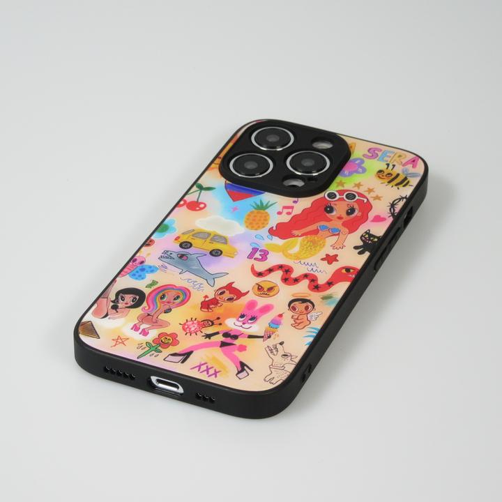 Produktbild PhoneLook Hülle Karol G Hot cartoons mit brillanter Oberfläche mit schwarzen Silikon Rändern (Apple iPhone 13 Pro)
