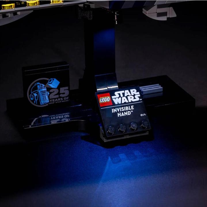 Actual product image Light my bricks LEGO® Star Wars Invisible Hand #75377 Light Kit