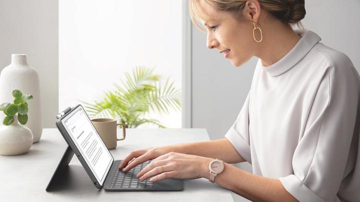 Image du produit Logitech Combo Touch (ING. Int., iPad 2019 (7e gène), iPad 2020 (8. Gen), iPad 2021 (9e génération))