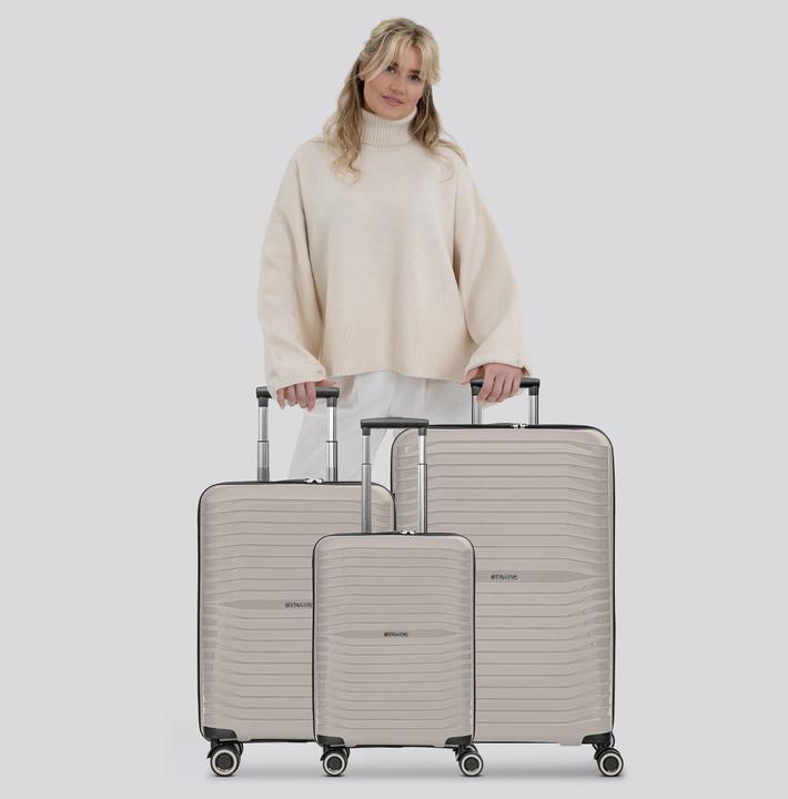 Actual product image Stratic Shine 4-wheel suitcase set 3-piece with stretch fold (193 l, XL (from 140l))