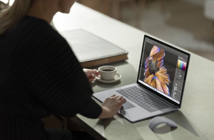 Produktbild Microsoft Surface Laptop 4 (Französische Tastatur) (15", Intel Core i7-1185G7, 16 GB, 256 GB, Ohne Tastaturlayout)