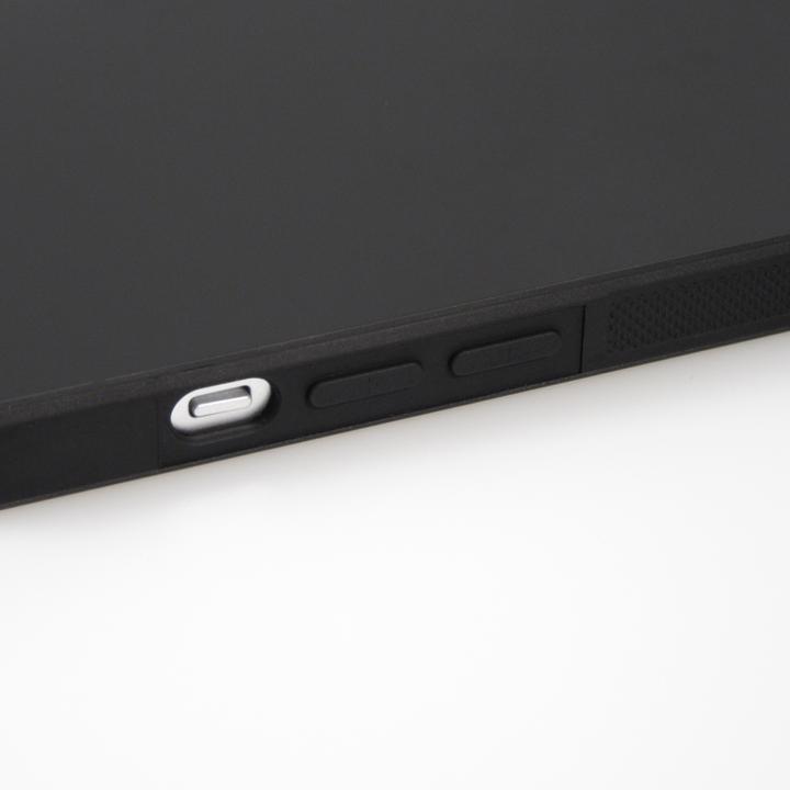 Produktbild Carbomile Hülle Alcantara und Carbon mit roten Nähten (MagSafe kompatibel) (Apple iPhone 14 Pro Max)