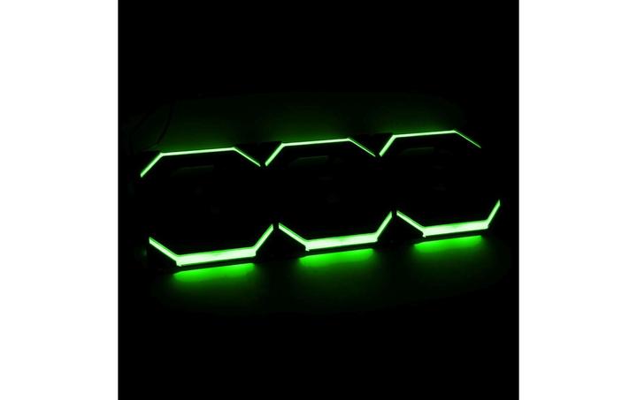 Actual product image Lian-Li UNI FAN SL120 RGB PWM fan, pack of 3 (120 mm, 3 x)