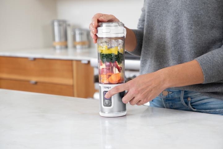 Immagine prodotto Ninja BC151EUWH) Frullatore senza fili Blast (Spina UE, 14.40 W)