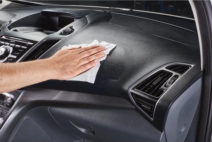 Actual product image Sonax Plastic care cloths "glossy" bag of 10 pcs.
