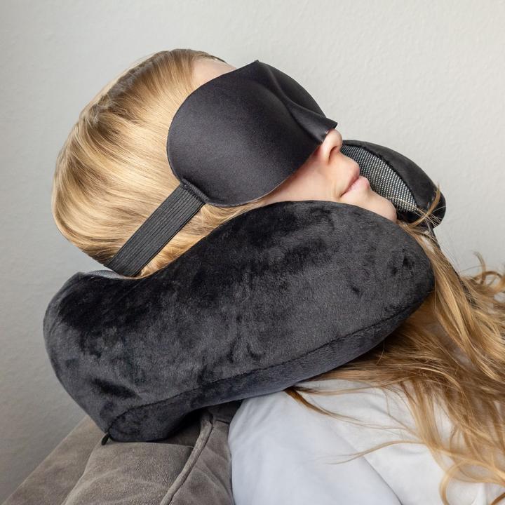 Actual product image Intirilife Neck pillow, eye mask, earplugs and storage bag (Head & neck pillow)