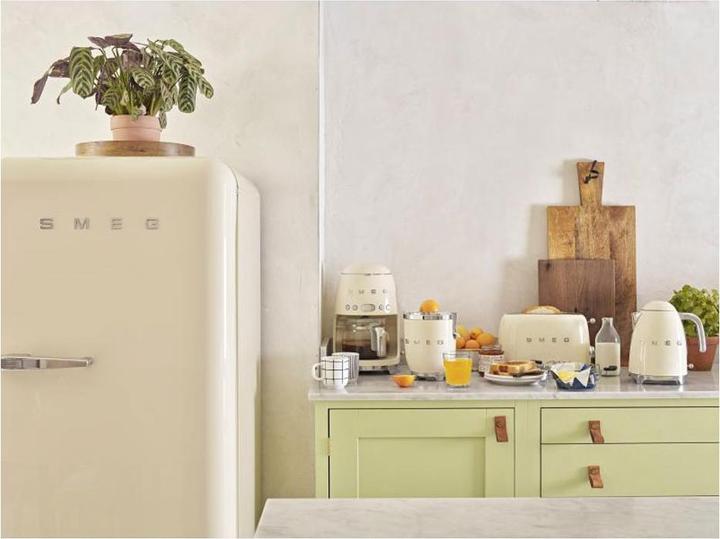 Actual product image Smeg Toaster
