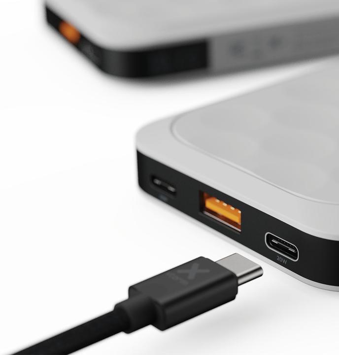 Actual product image Xtorm Fuel Series 5 (10000 mAh, 20 W, 37 Wh)