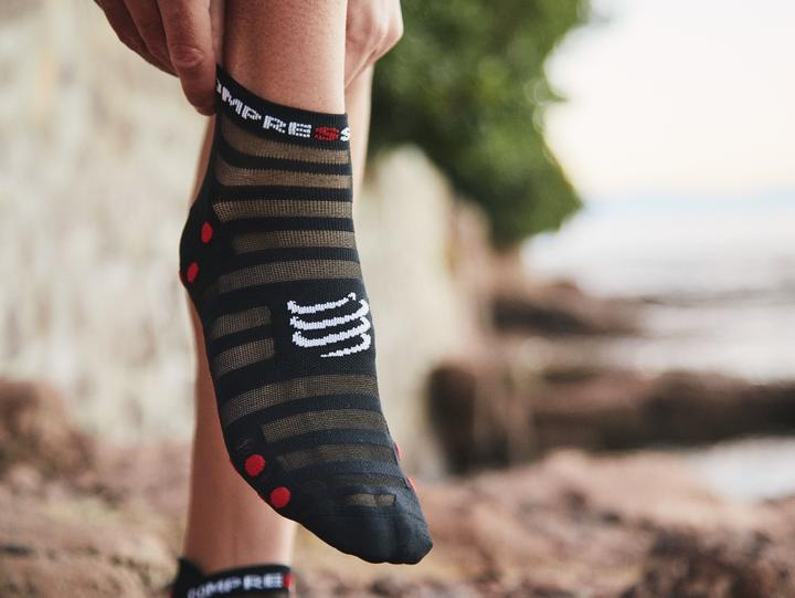 Immagine prodotto Compressport Pro Racing Socks v4.0 Ultralight Run Low (42 - 44)