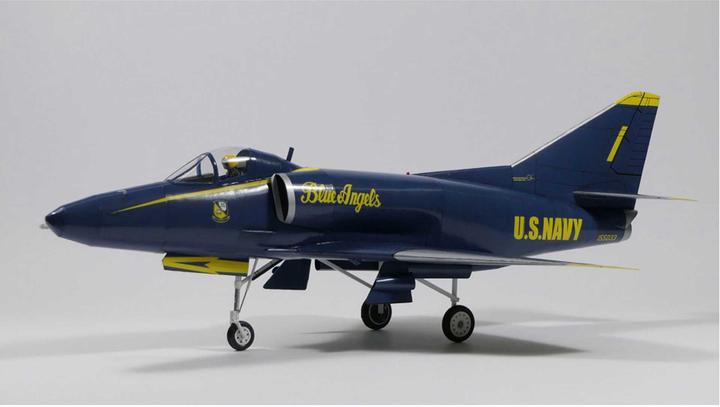 Produktbild Geli douglas a4 skyhawk blue angels kartonmodelle
