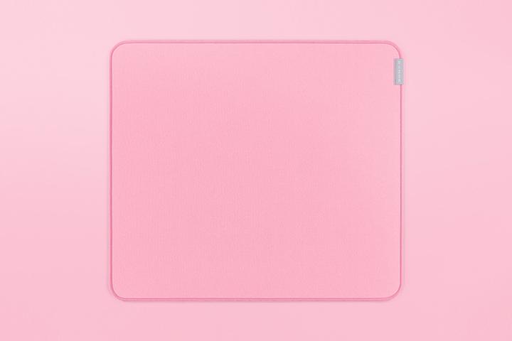 Actual product image Razer Strider (L)