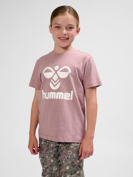 Actual product image hummel hmlTRES T-SHIRT S/S (152)