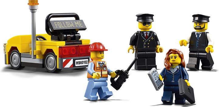 Actual product image LEGO Airport VIP service (60102, LEGO City)