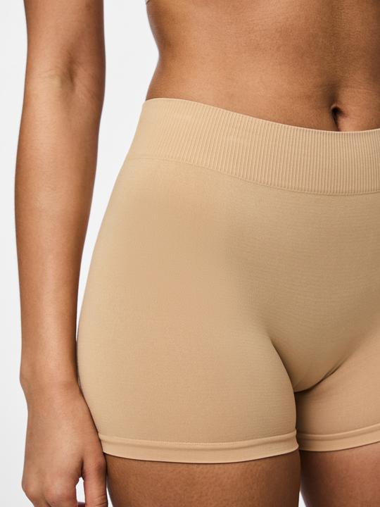 Actual product image Pieces Slim Fit Jersey Shorts (XL)