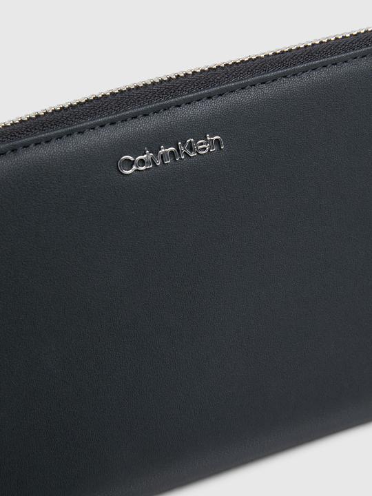Calvin Klein Ck Must XL Zip Around Wallet
