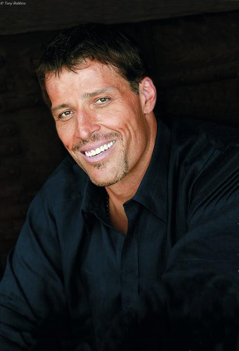 Immagine prodotto Money (Tedesco, Tony Robbins., 2015)