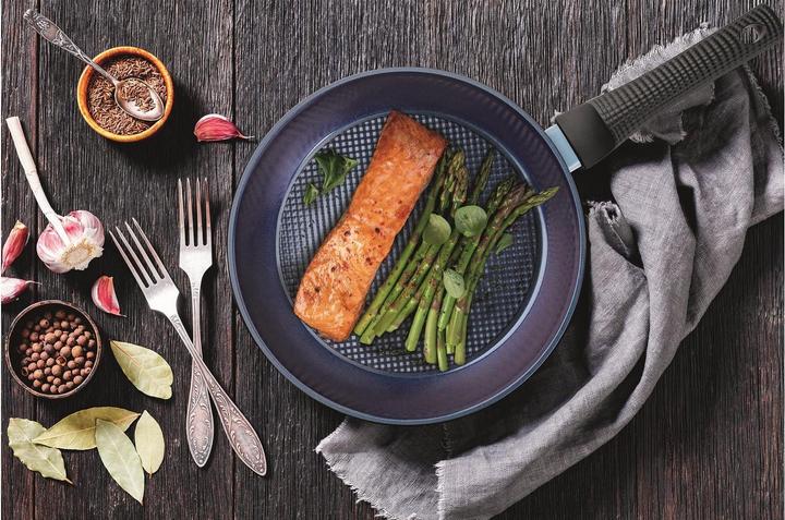 Actual product image Bratmaxx Aluminium Pfanne 24 cm (24 cm, Frying pan, Aluminium, Stainless steel)