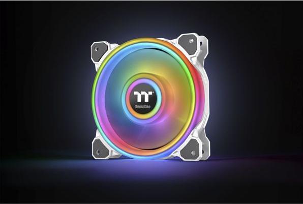 Produktbild Thermaltake Riing Quad 12 RGB TT Premium Edition (120 mm, 3 x)