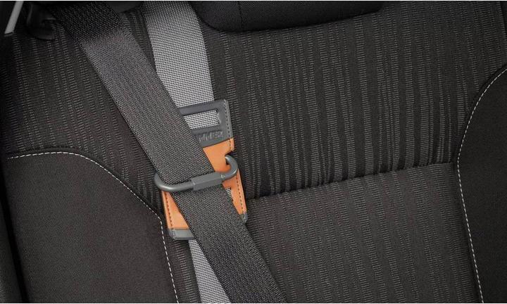 Actual product image LifeHammer Safety belt guide for children