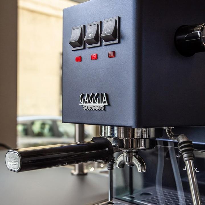 Actual product image Gaggia Classic EVO Blue RI9481/15